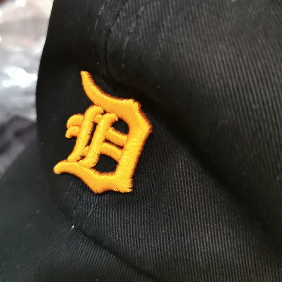 MLB Baseball Hat - Picture 3 of 7